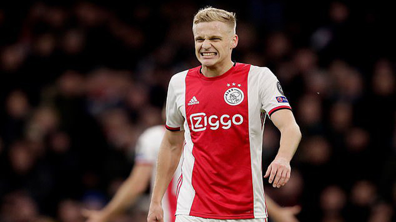 ڤان دێ بیگ ناوەڕاستکاری یانەی ئەیاکس